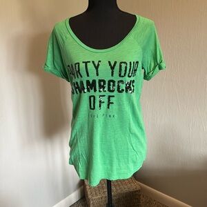 Pink Victoria’s Secret T-shirt 💚